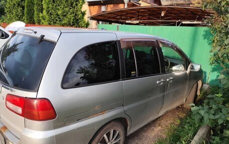 Nissan Liberty, 2003 год, 310 000 рублей, 4 фотография
