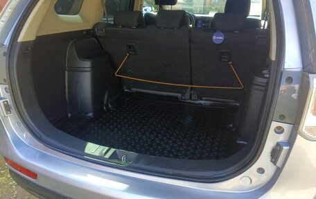 Mitsubishi Outlander III рестайлинг 3, 2012 год, 1 200 000 рублей, 14 фотография
