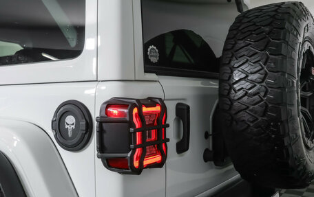 Jeep Wrangler, 2022 год, 4 500 000 рублей, 20 фотография