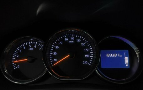 Renault Logan II, 2016 год, 699 000 рублей, 13 фотография