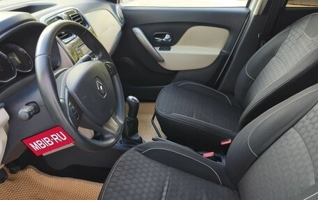 Renault Logan II, 2016 год, 699 000 рублей, 17 фотография