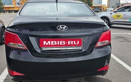 Hyundai Solaris II рестайлинг, 2016 год, 438 000 рублей, 18 фотография