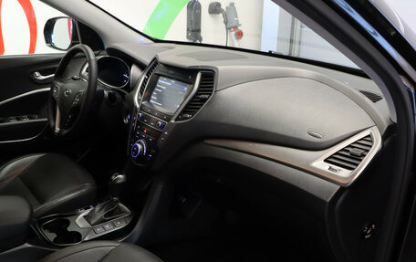 Hyundai Santa Fe III рестайлинг, 2017 год, 1 890 000 рублей, 23 фотография