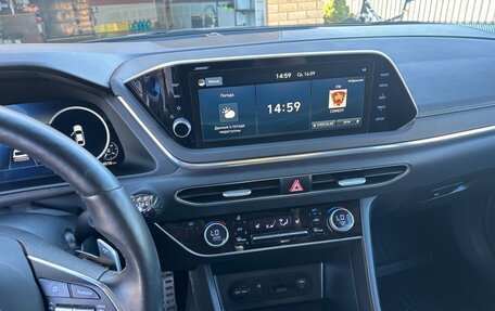 Hyundai Sonata VIII, 2021 год, 2 950 000 рублей, 2 фотография