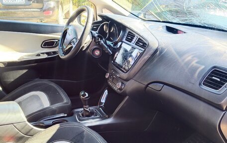 KIA cee'd III, 2015 год, 450 000 рублей, 16 фотография