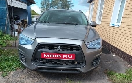 Mitsubishi ASX I рестайлинг, 2013 год, 1 000 000 рублей, 4 фотография