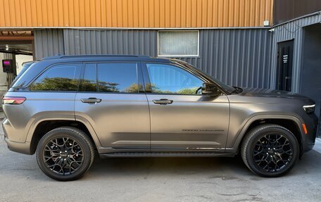 Jeep Grand Cherokee, 2023 год, 7 650 000 рублей, 8 фотография