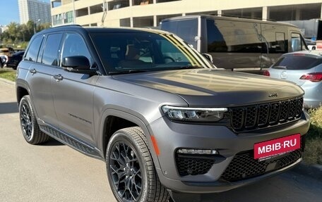 Jeep Grand Cherokee, 2023 год, 7 650 000 рублей, 6 фотография