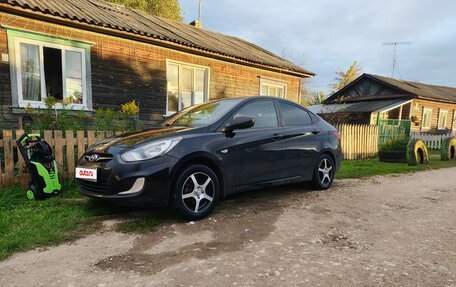 Hyundai Solaris II рестайлинг, 2013 год, 700 000 рублей, 9 фотография