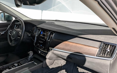Volvo V90 Cross Country I рестайлинг, 2019 год, 3 950 000 рублей, 13 фотография