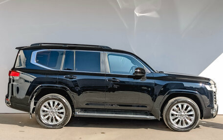 Toyota Land Cruiser, 2023 год, 11 450 000 рублей, 4 фотография
