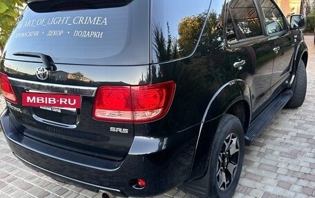 Toyota Fortuner I, 2005 год, 2 800 000 рублей, 4 фотография