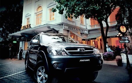 Toyota Fortuner I, 2005 год, 2 800 000 рублей, 7 фотография