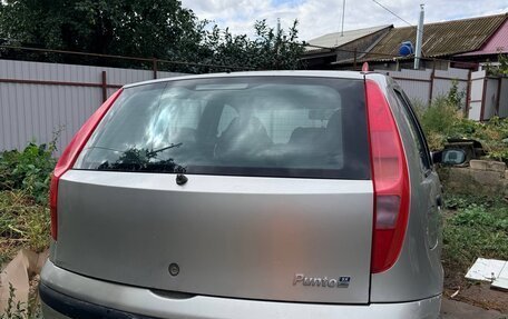 Fiat Punto III Punto Evo рестайлинг, 2001 год, 165 000 рублей, 4 фотография