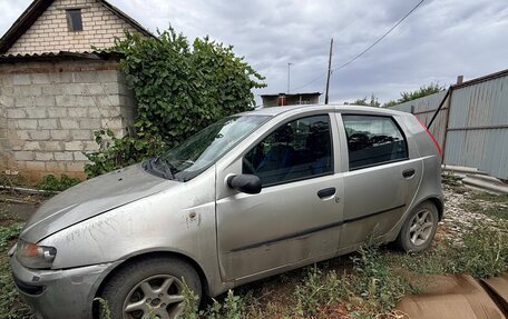 Fiat Punto III Punto Evo рестайлинг, 2001 год, 165 000 рублей, 5 фотография