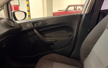 Ford Fiesta, 2011 год, 530 000 рублей, 18 фотография