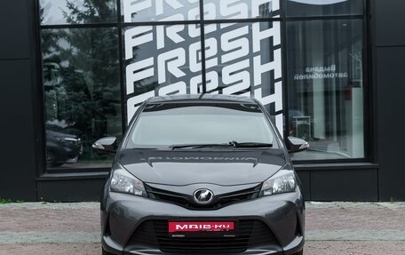 Toyota Vitz, 2015 год, 969 000 рублей, 3 фотография