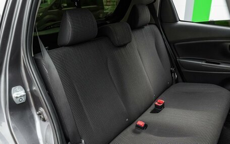 Toyota Vitz, 2015 год, 969 000 рублей, 9 фотография