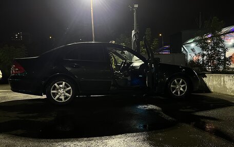 Mercedes-Benz E-Класс, 2005 год, 470 000 рублей, 5 фотография