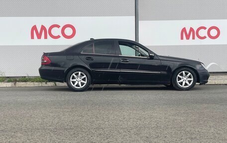Mercedes-Benz E-Класс, 2005 год, 470 000 рублей, 3 фотография