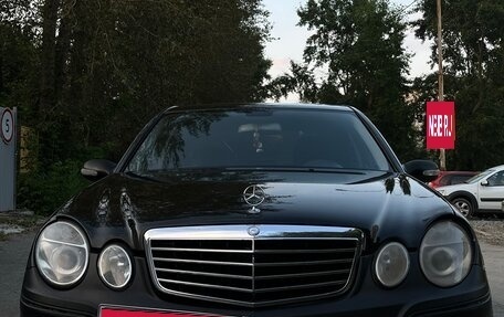 Mercedes-Benz E-Класс, 2005 год, 470 000 рублей, 6 фотография