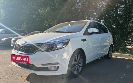 KIA Rio III рестайлинг, 2016 год, 1 199 000 рублей, 2 фотография