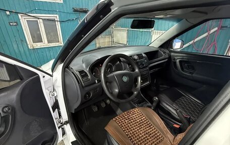 Skoda Fabia II, 2009 год, 300 000 рублей, 4 фотография
