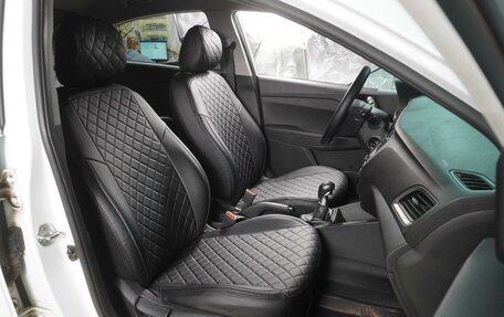 Hyundai Solaris II рестайлинг, 2017 год, 1 299 000 рублей, 8 фотография