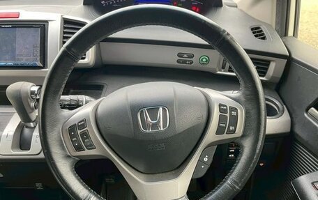 Honda Freed I, 2016 год, 873 000 рублей, 13 фотография