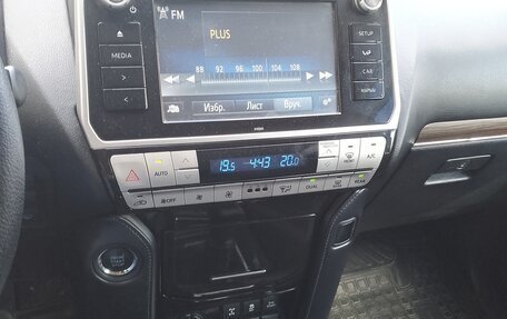 Toyota Land Cruiser Prado 150 рестайлинг 2, 2019 год, 5 100 000 рублей, 7 фотография