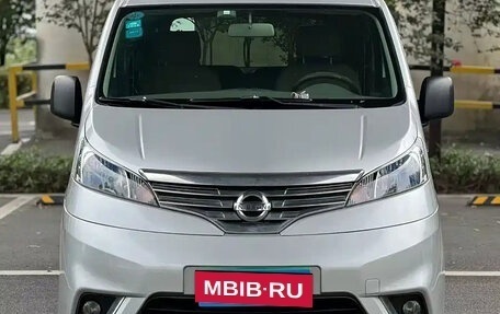 Nissan NV200, 2016 год, 1 350 000 рублей, 2 фотография