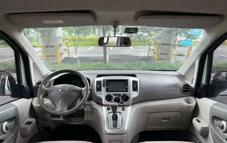 Nissan NV200, 2016 год, 1 350 000 рублей, 8 фотография