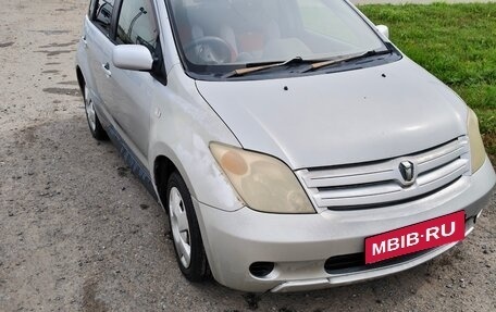 Toyota Ist II, 2002 год, 380 000 рублей, 2 фотография