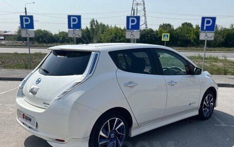 Nissan Leaf I, 2017 год, 1 075 000 рублей, 7 фотография