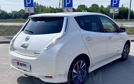 Nissan Leaf I, 2017 год, 1 075 000 рублей, 6 фотография