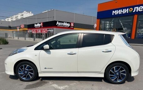 Nissan Leaf I, 2017 год, 1 075 000 рублей, 9 фотография