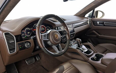 Porsche Cayenne III, 2019 год, 8 444 000 рублей, 16 фотография
