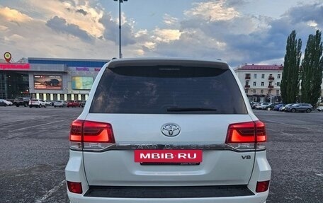 Toyota Land Cruiser 200, 2016 год, 6 500 000 рублей, 4 фотография