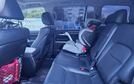 Toyota Land Cruiser 200, 2016 год, 6 500 000 рублей, 10 фотография