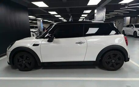 MINI Hatch, 2023 год, 2 098 300 рублей, 8 фотография