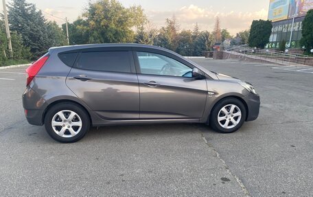 Hyundai Solaris II рестайлинг, 2014 год, 879 000 рублей, 2 фотография