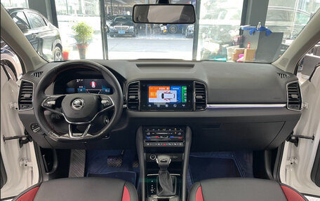 Skoda Karoq I, 2022 год, 2 050 000 рублей, 7 фотография