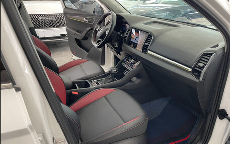 Skoda Karoq I, 2022 год, 2 050 000 рублей, 6 фотография
