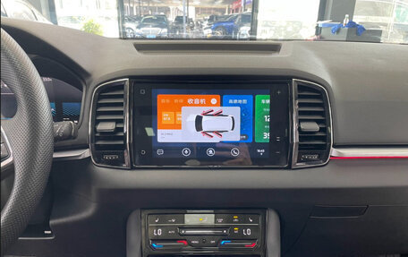 Skoda Karoq I, 2022 год, 2 050 000 рублей, 9 фотография