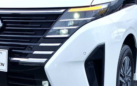 Nissan Serena, 2023 год, 1 980 000 рублей, 4 фотография