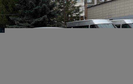 BMW 5 серия, 2011 год, 2 000 000 рублей, 3 фотография