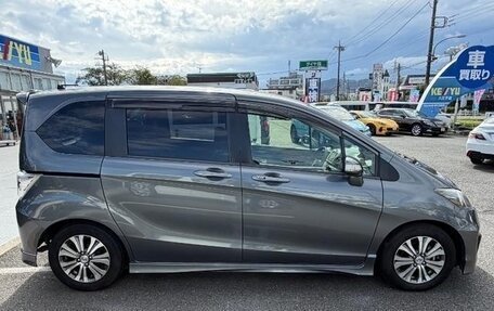 Honda Freed I, 2013 год, 820 000 рублей, 4 фотография