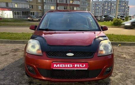 Ford Fiesta, 2006 год, 290 000 рублей, 2 фотография