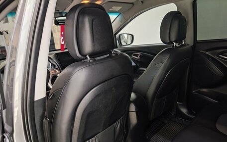 Hyundai ix35 I рестайлинг, 2012 год, 1 350 000 рублей, 18 фотография