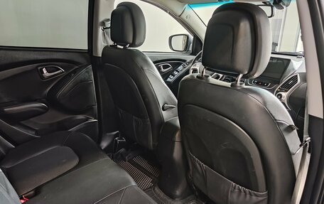 Hyundai ix35 I рестайлинг, 2012 год, 1 350 000 рублей, 23 фотография